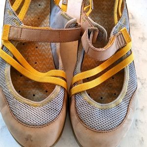 Sperry sandal/boat shoe